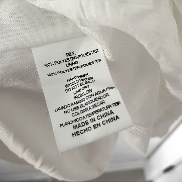 NWT &Merci- A ivory textured gingham puff sleeve Top medium size - Picture 6 of 6